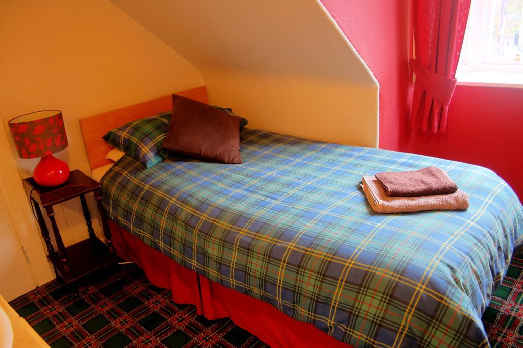 Atticus Central Guest House Aberdeen Exteriör bild