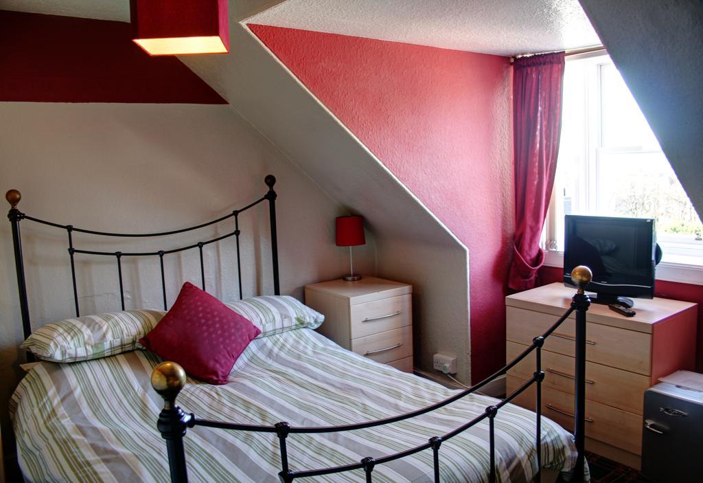 Atticus Central Guest House Aberdeen Exteriör bild